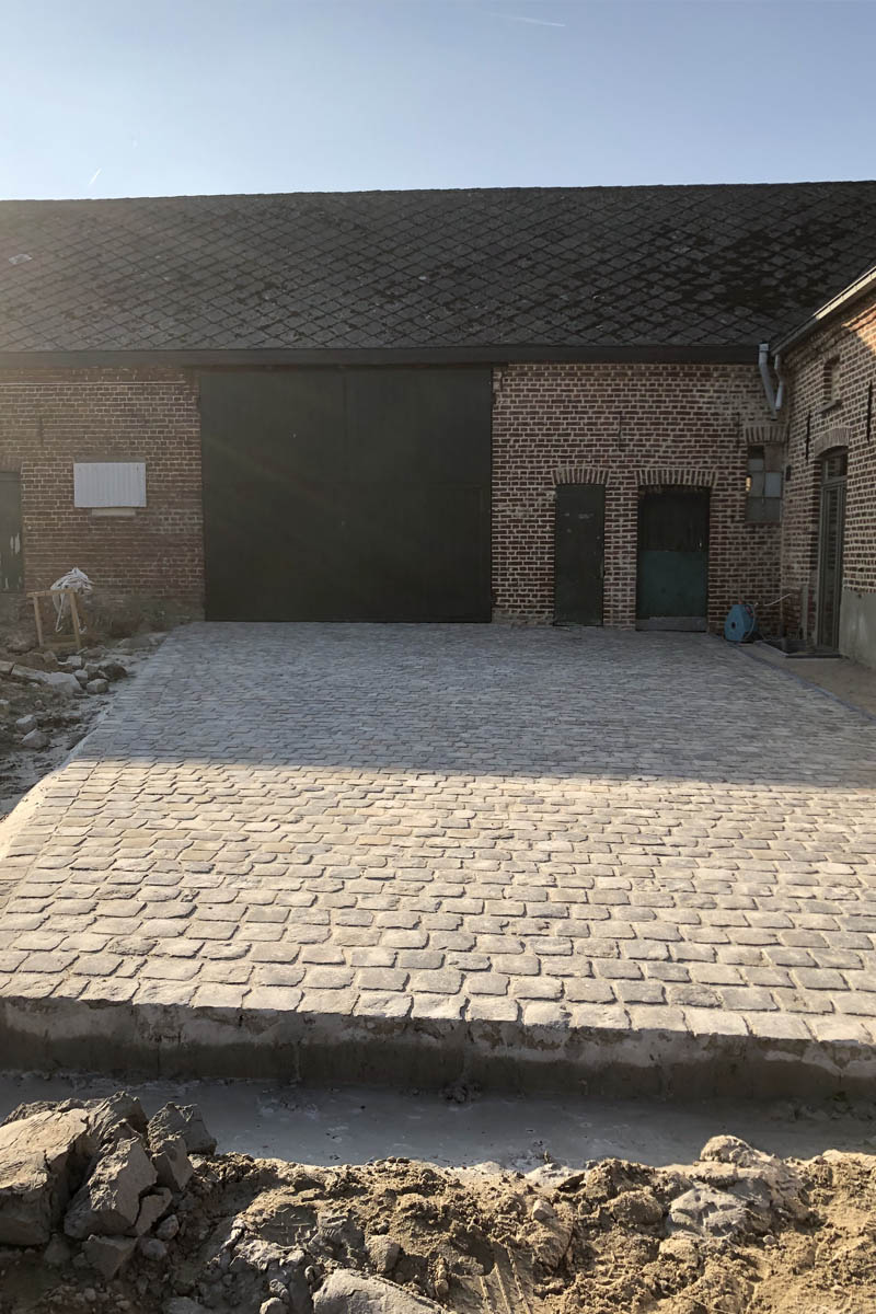 Heraanleg oprit kasseien te Maarkedal Oost-Vlaanderen