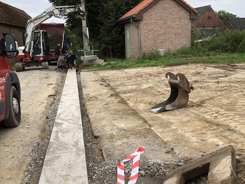 leggen borders te Brakel